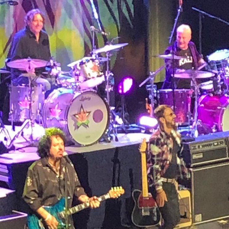 gormanrocks's tweet photo. Sometimes you find yourself in Philly and @ringostarrmusic says “Wanna hop up for one?” And when that happens, you say, “Uh, yeah. Sure.” And it’s cool. Really cool. #littlehelpfrommyfriends (And thanks @elizabethfreund for being a perpetual ray of sunshine) https://t.co/2lntgbljJT