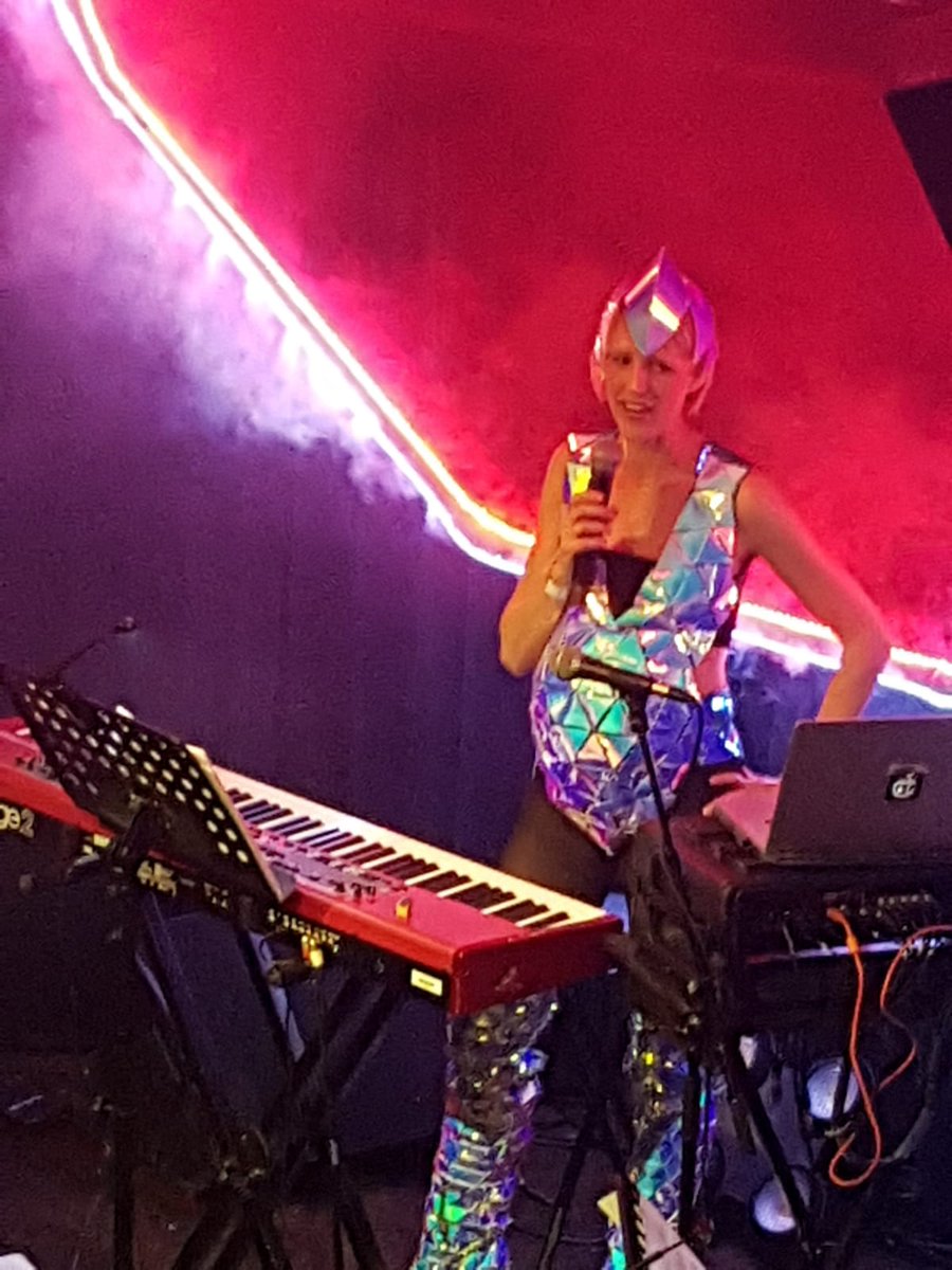 Kate_Simko's tweet image. 4 years ago at @TheJazzCafe with @LEOrchestra.. what a send off before becoming a mother! Still can’t believe a @JackIrving1 creation fit me, and that I managed to  carry the load on 6-inch platform boots! 🤣😅
#thejazzcafe #8monthspregnant #workingmom #classicalelectronic