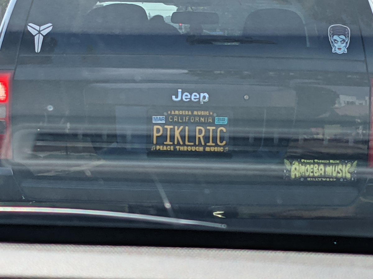 I wonder if they're a fan? 

Sorry tried to find a pickle emoji, the best I got is this damn cucumber! 🥒

<a href="/RickandMorty/">Rick and Morty</a> <a href="/_danharmon/">Dan Harmon</a>