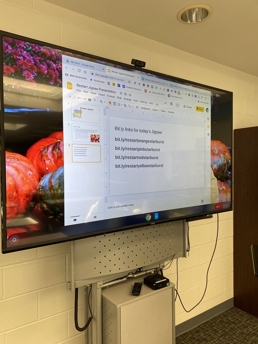 AlisonDParker's tweet image. Jigsaw 🧩 activity to learn about allusions in Restart