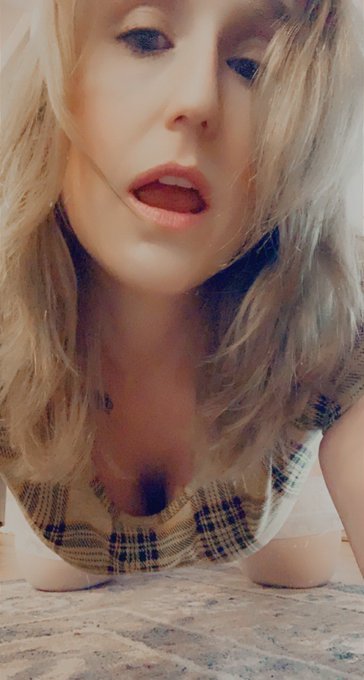 Playing a little dress up&hellip;   Sub to my Onlyfans for the videos! https://t.co/uVUTjEvjX5