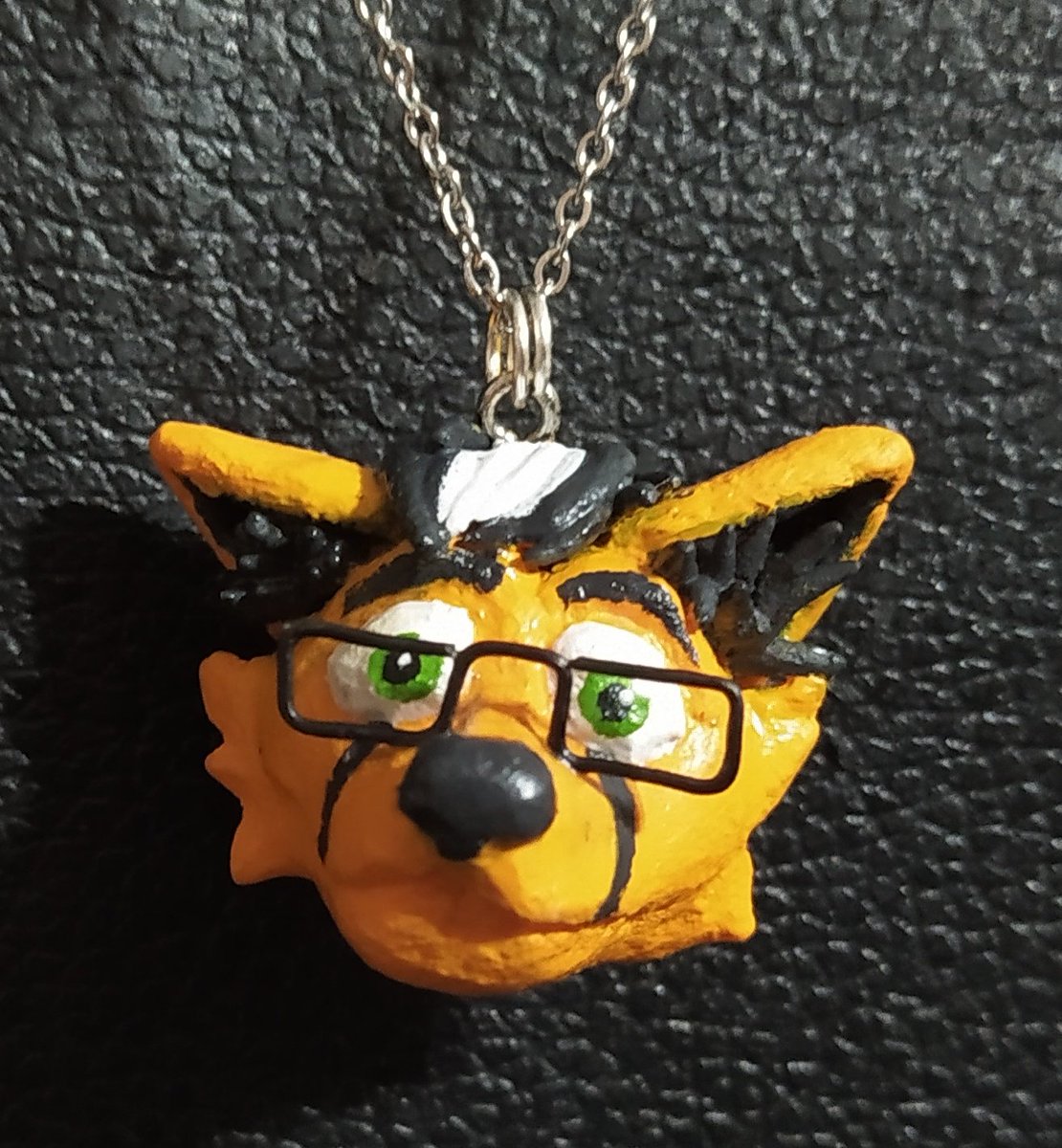 DesignsSnoop's tweet photo. Taking head and fullbody sculpture commissions!
Head £40 +shipping!
Full £120 +shipping!
#furry #art #commission #sculpture #sale #fursona #anthto https://t.co/1ENmzAhJF9