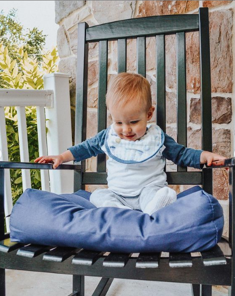 wecoveryourgear's tweet photo. Don't forget to sign up for our newsletter this week! You can get exclusive discount codes for our #endofsummersale. Head over to https://t.co/087I7aaVTf to get a perfect patio like @thescanlanstory 
💖💖💖

 #patiocushions #pillows #cushions https://t.co/Rdm8BYZNji