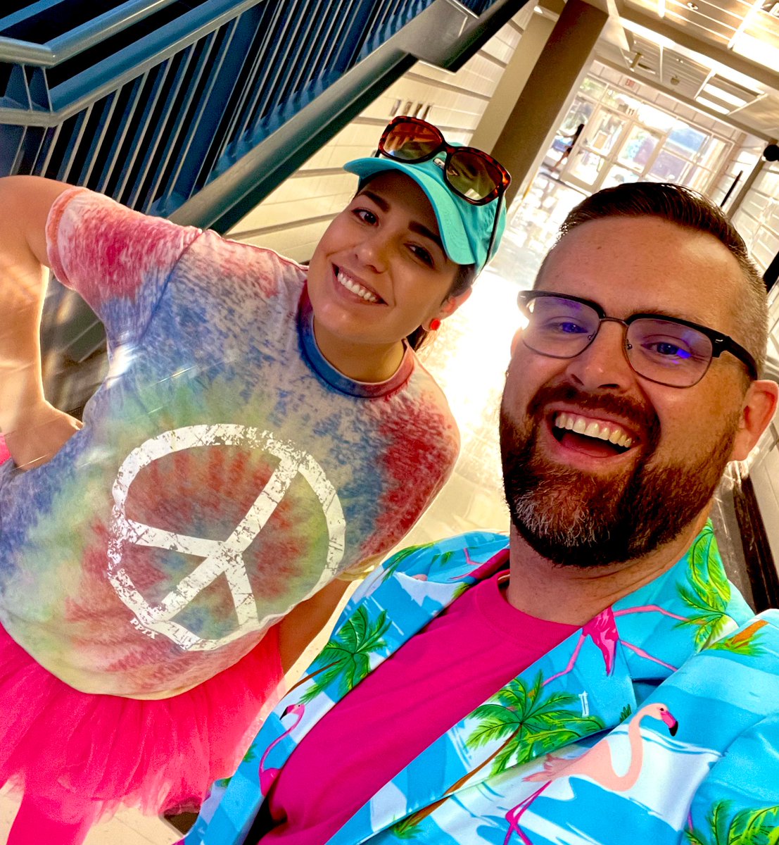 We know you’re futures so BRIGHT, because you’re an OWL! (In my best UB40 voice) <a href="/KISD_Academy/">Keller Collegiate Academy</a> @celebrateKISD @MsDolenz_AVID
