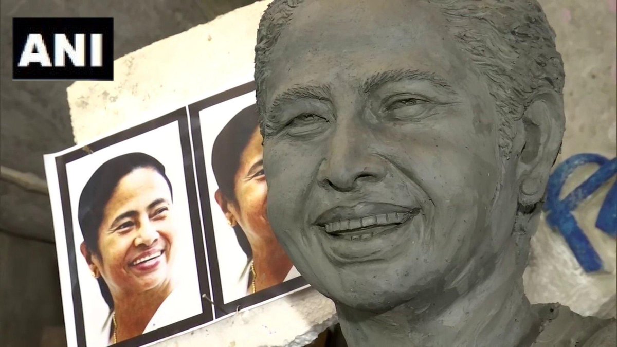 amitrakshitbjp's tweet image. Now Bengalis will be made to Worship @MamataOfficial in the form of Godess Durga .

This is blasphemous .
#JaiMaaDurge