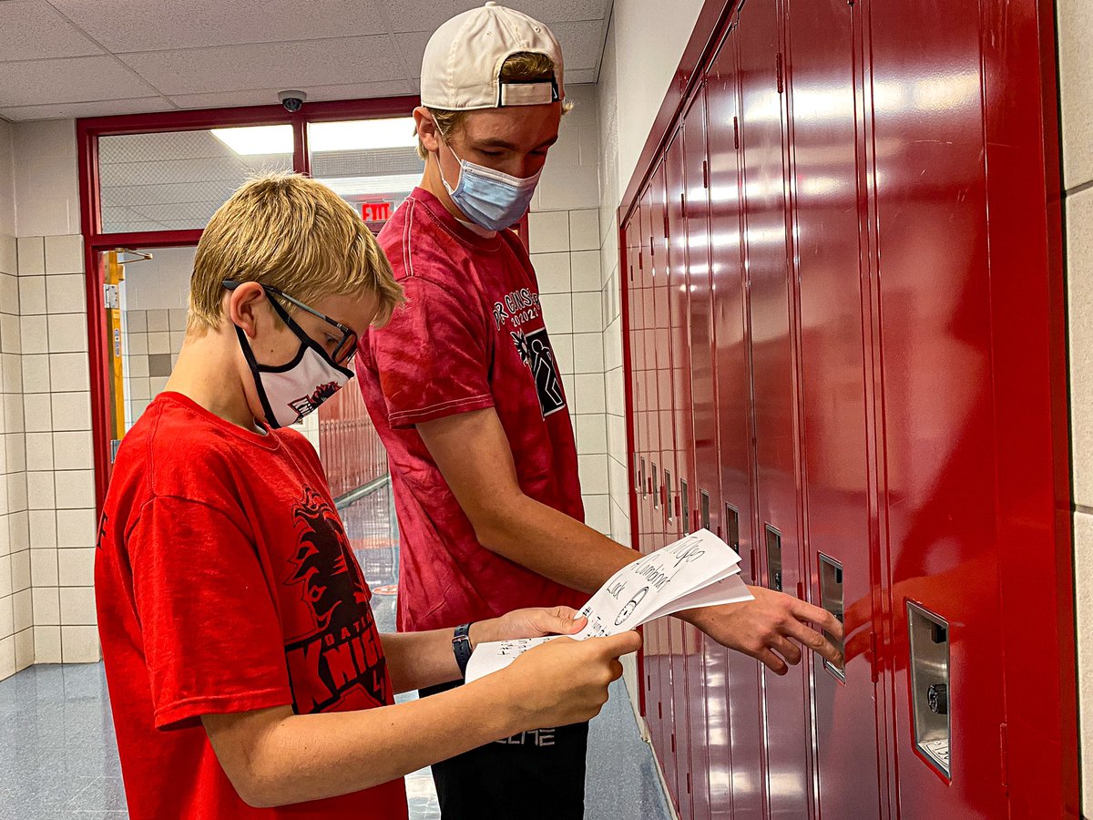 LeRoy_CSD's tweet photo. 🔴⚫️⚔️🔴⚫️
7th Grade Orientation 2021‼️
We started the year off right with Oatkan Knight passion, energy, and pride!
Big thanks to our Knights for a tremendous 2021 Orientation Event and a big welcome to the Class of 2027!
#WelcomeKnights
#LR27Orientation https://t.co/IpXsSZVc2m