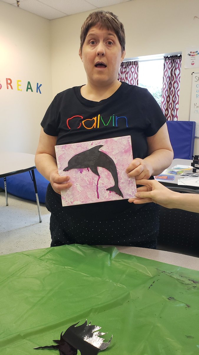 AndersonAutism's tweet photo. Violet Ave LLLC adults enjoyed a Painting Party, hosted by the Maroon Team! #PaintingParty #Painting #Autism #1in54 #Art https://t.co/RwIywYMnSq