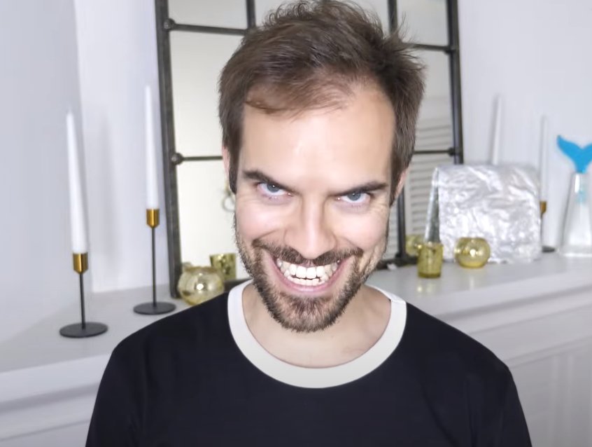 RandomJackShots's tweet image. Hello! New gimmick account here!
(Former Jacksfilms Confirmer Denier)
Follow me for Random Jacksfilms Screenshots!
DM submissions for a shoutout!