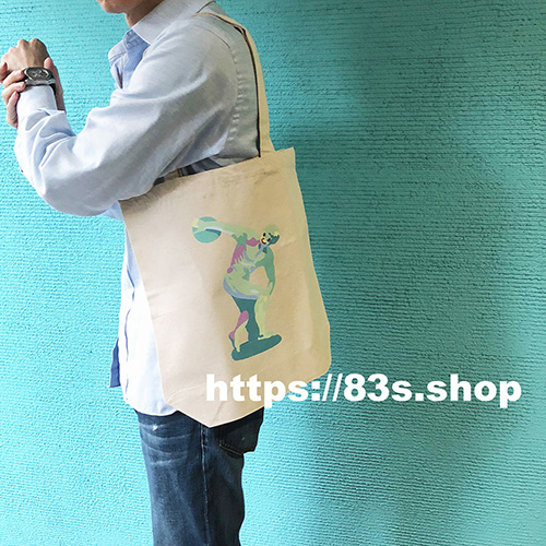 manabiyama's tweet photo. イラスト: ミュロンの円盤投げトート
芸術の秋、スポーツの秋に。はちみせで販売中!https://t.co/Rjnahfnxwv
作品を イラストレーションファイルWeb で更新しました。
https://t.co/jbV8hzPKfQ
#美術館 #博物館 #スポーツ #はちみせ #トートバッグ #イラスト #イラストレーター #manabiyama #115fr https://t.co/o0SbLzQQ0C