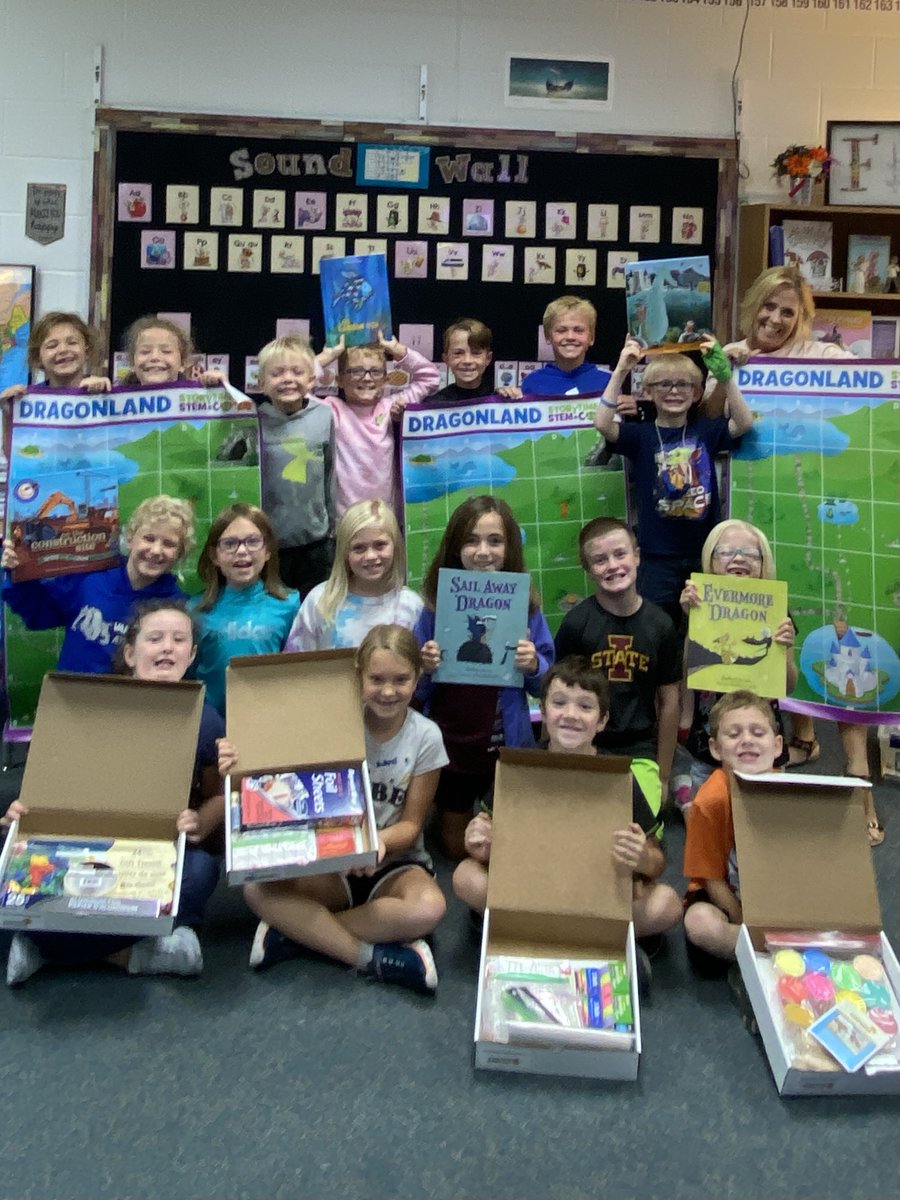 TracyFergusonVM's tweet photo. We are so happy😀to be a part of the ⭐️@SC_Iowa_STEM⭐️ family here at #vanmeter! Today, we unpacked the incredible @IowaSTEM Scale-Up program #StoryTimeSTEM #DragonAdventure🐉 Stay tuned to see all of the fun adventures to come! @MichaelFierle #STEM #Collaboration #luckyteacher https://t.co/zLquJ8Qy77