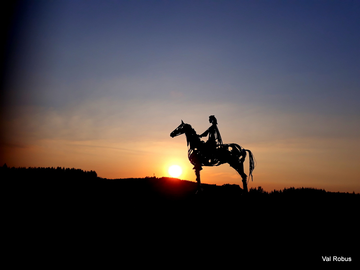 Val 📷 tweet media