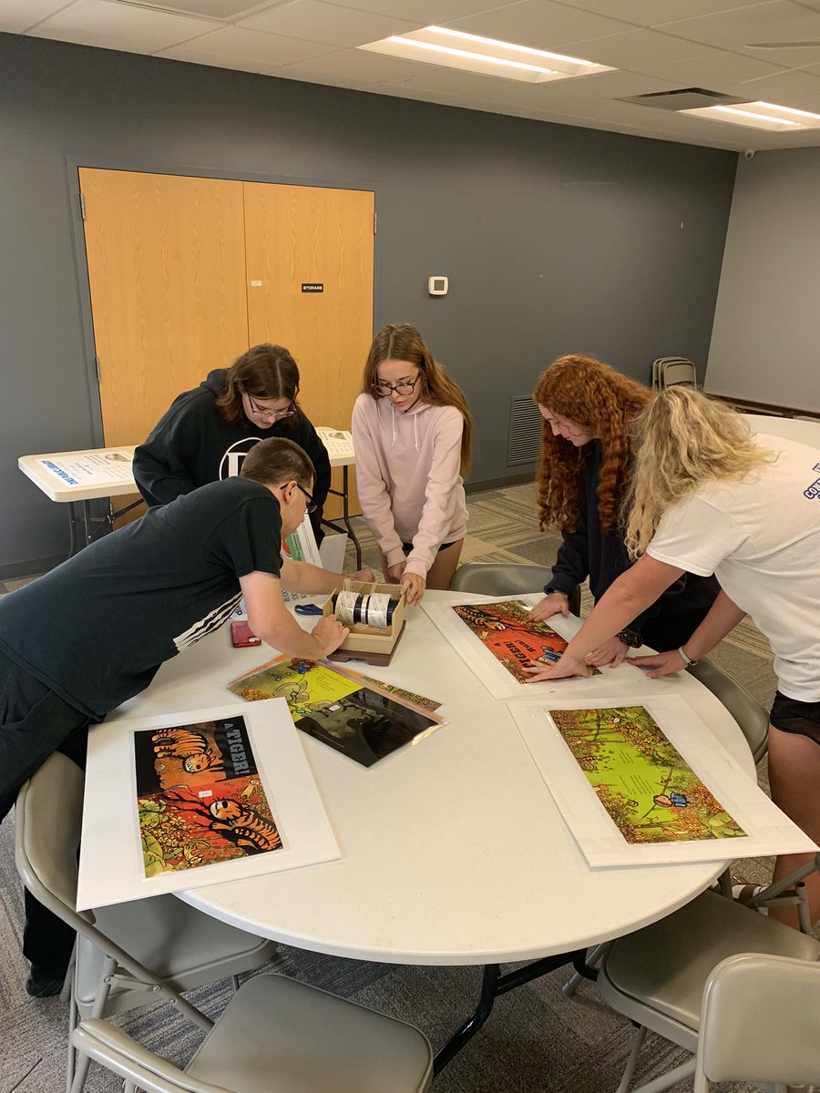 DNHFCS's tweet photo. Thank you to Billie at the Dike Public Library for involving our Life Skills class in a service learning project. Kids - head over to the Dike City Park to read the Story Walk! #ResilientTogether #rollblue https://t.co/jKxNF834V5