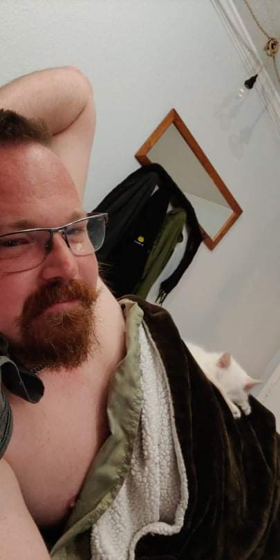 Cat naps. 😻

New addition to the house, Ava, very comfortable napping on me already.