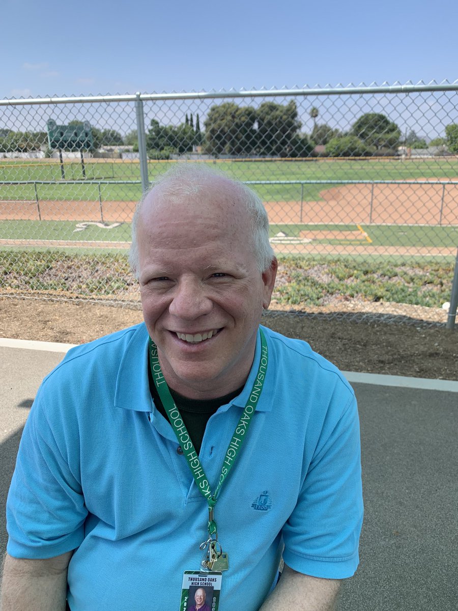 Introducing our ⁦<a href="/TOHS_Majors/">Majors</a>⁩ Guru, Mr. Harris. His office is in the ⁦<a href="/ThousandOaksHS/">Thousand Oaks HS</a>⁩ College and Career Center. He is a wealth of information and knowledge. 🌟