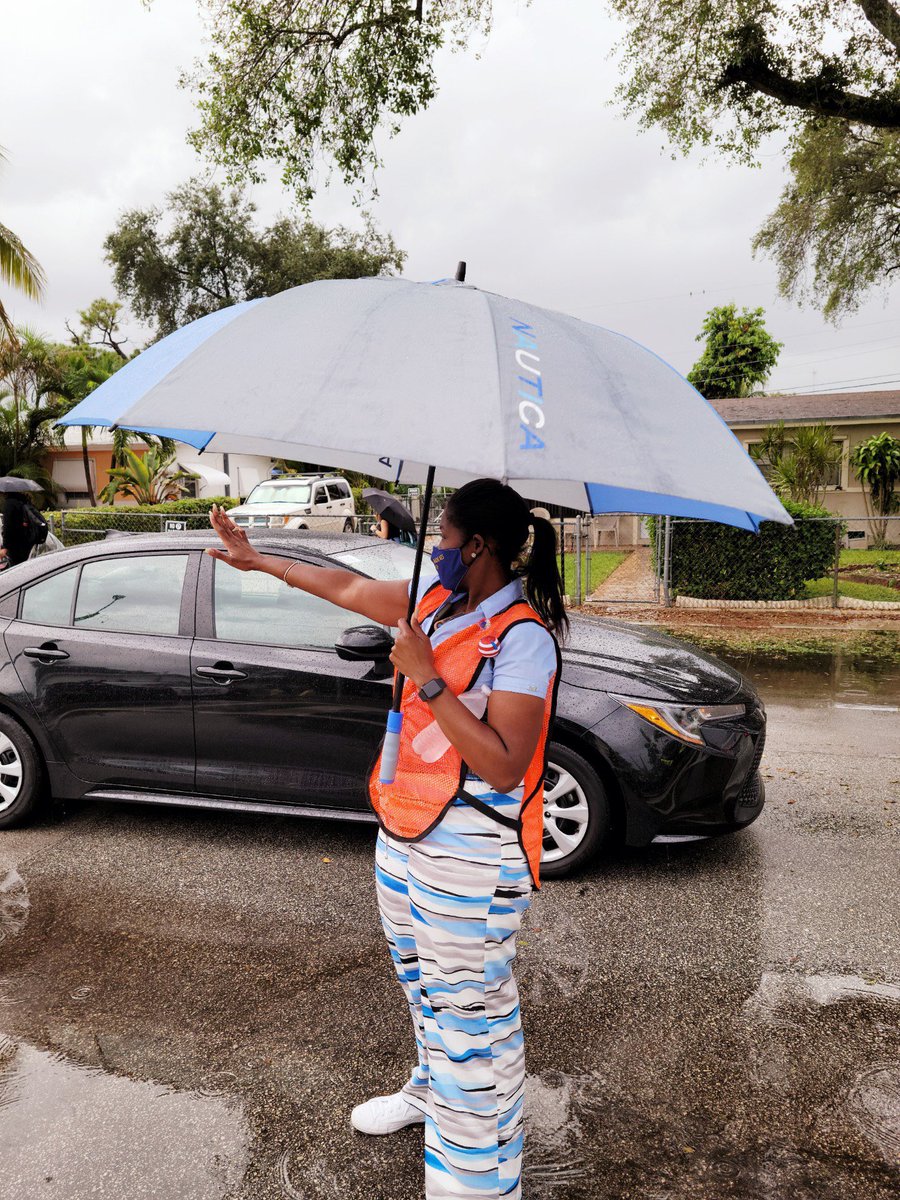 Where do you find the principal on a rainy day? She is outside directing traffic during dismissal of course! Go Tigers! 🐯 <a href="/MDCPSNorth/">M-DCPS North Region</a> <a href="/MDCPS/">Miami-Dade Schools</a>