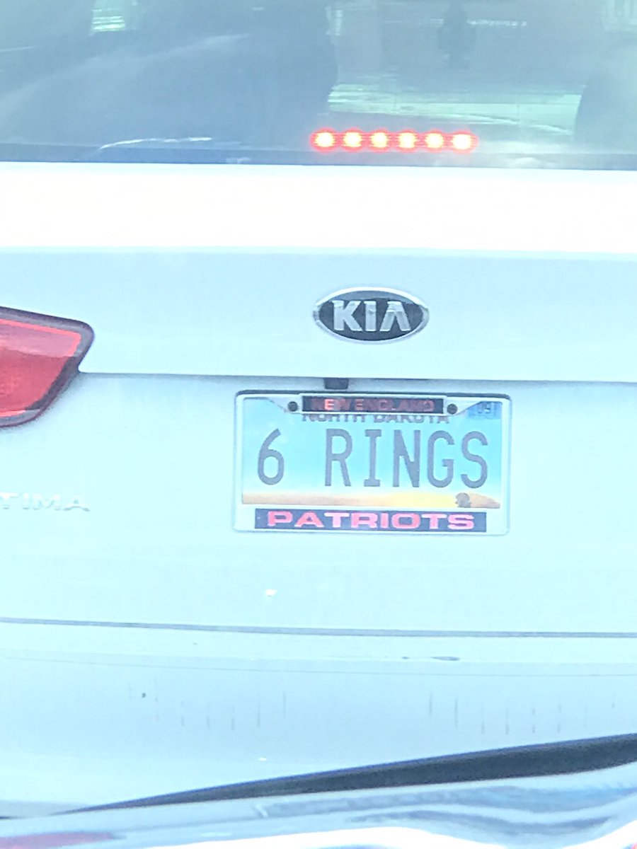 TomahawkHac's tweet photo. You traded in the truck for a Kia, @deaninserra? How green of you! What’s next, paper straws? https://t.co/tolnW26cpr
