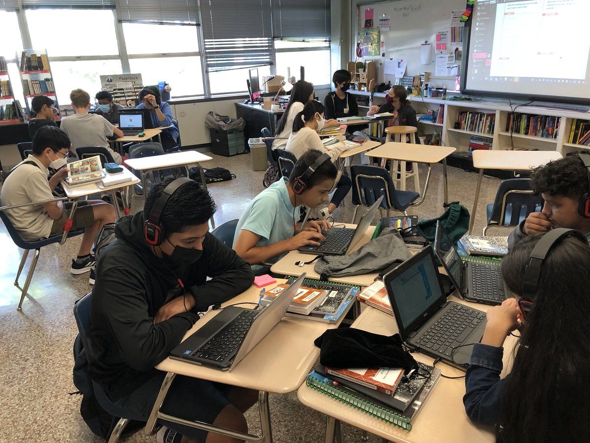 MHShouston's tweet image. Shout out to Ms. Shaver’s English Language Development class working through station rotations @MHShouston @SBISD #smallgroupinstruction #literacy #closingthegaps #grit #mustangway #mustangproud #mustanglove
