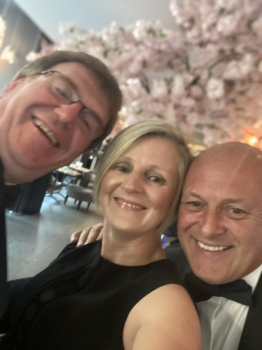 emmaltyrer's tweet photo. Motor Transport Awards 2021 #mtawards2021 @Motor_Transport https://t.co/77Qz329wn1