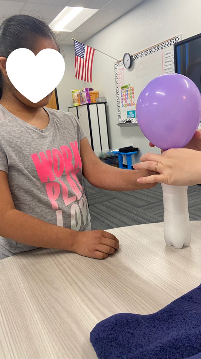 mrsbooone's tweet photo. Student no.3 was the winner of the biggest balloon blown up by the gas created with the mixture of vinegar and baking soda! Our kiddos exploring the scientific method with this ** magic experiment! https://t.co/WGk9X6YsLs