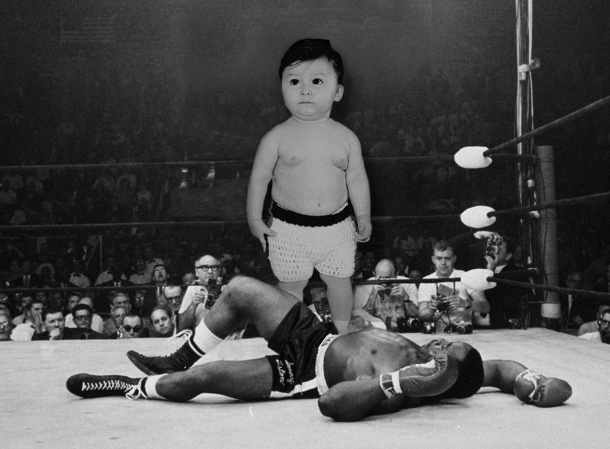 KingR0BLES's tweet photo. My boy Enzo already taking wins! #boxing #babies #MuhammadAli #ringside https://t.co/tU0lBHxP3z