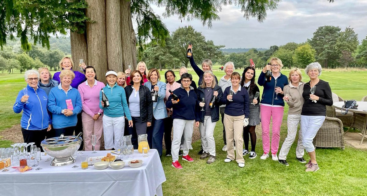 Thank you to everyone who took part in our Academy Putting & Prosecco Evening!!🏌🏻‍♀️👏🥂 #womenonpar #Ladies #Golf #Herts