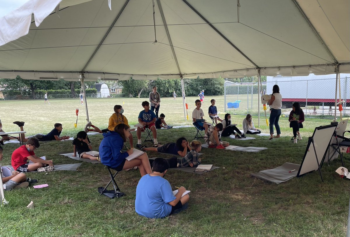 Elena Caracci tweet media