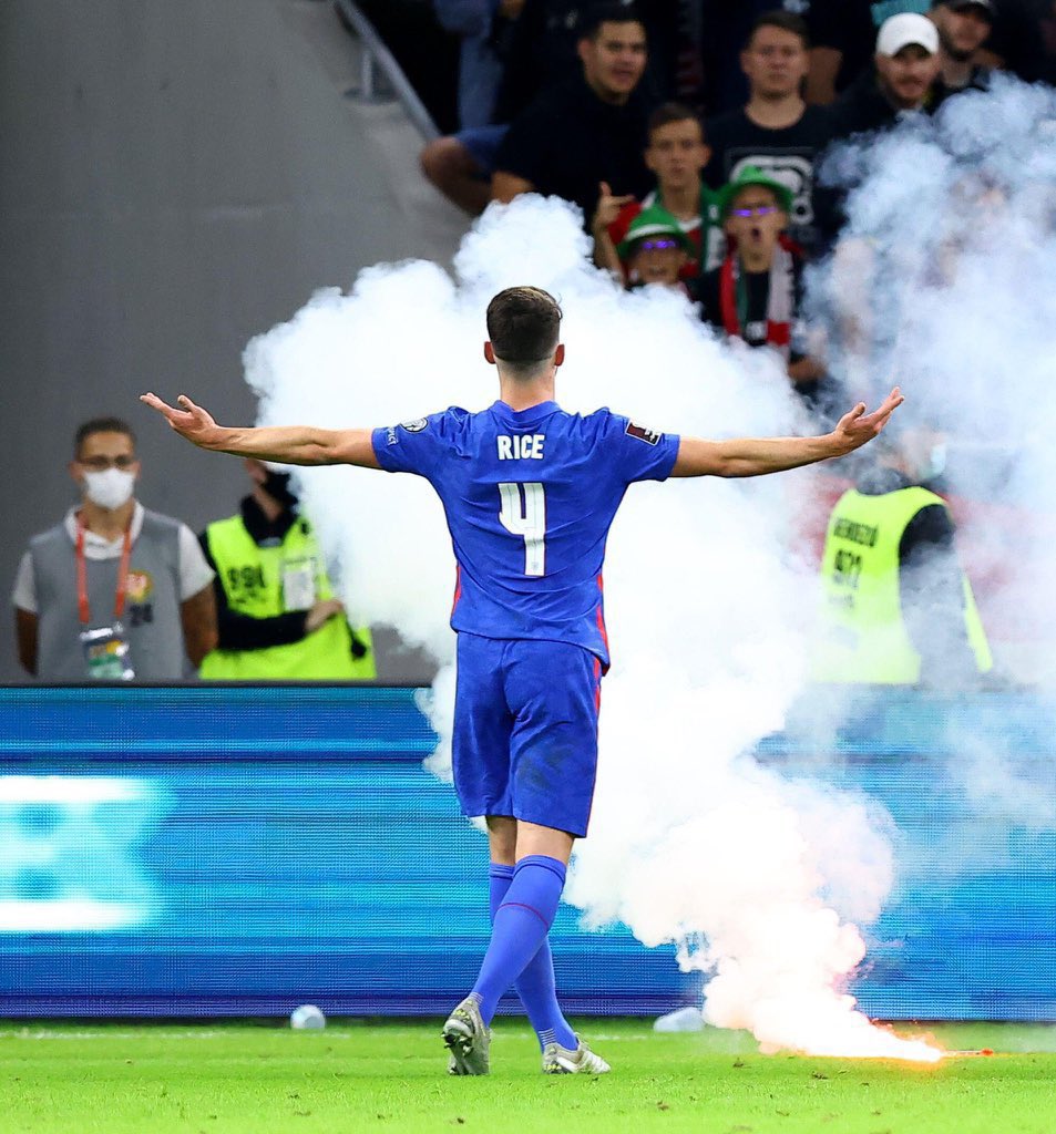 Footy_Tipster's tweet photo. Hungary 0-4 England. 

Perfect. 👏🏼 https://t.co/4VVmbE6jLr
