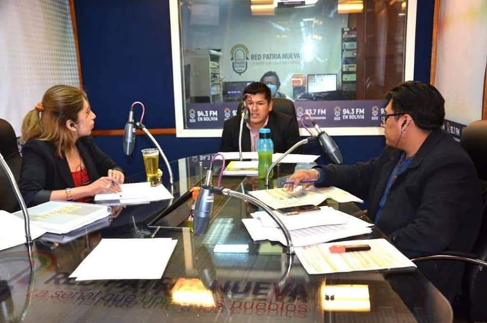 VDS_SC's tweet photo. En el Informe de #Monitoreo de Cultivos de Coca en Bolivia 2020, los datos reflejan que el gobierno de facto incumplió de manera irresponsable con la #erradicación y racionalización de #coca #excedentaria, erradicando solamente 2.177 ha de las 11.000 como meta. https://t.co/c57tk5C7eh