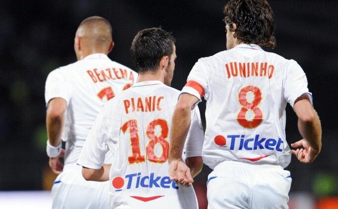 Kariyeri yeter de artar #Pjanic #yılıntransferipjanic tek aşk <a href="/Besiktas/">Beşiktaş JK</a>