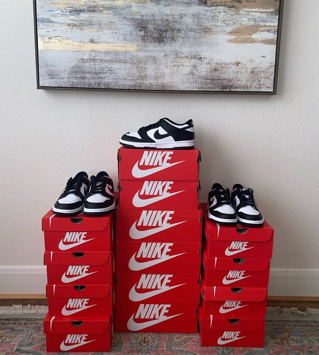 Panda dunk GS 🐼
4Y (5.5 Women’s)x 2  $230
4.5Y (6 Women’s) x 2 $230
5Y (6.5 Women’s) x 2 $250
5.5Y (7 Women’s) x 3 $250
6Y (7.5 Women’s) x 1  $270
6.5Y (8 Womens) x 2  $250
7Y (8.5 Women’s) x 2  $260 

•Zelle is priority. IG @ dripclubhtx if I do not reply here