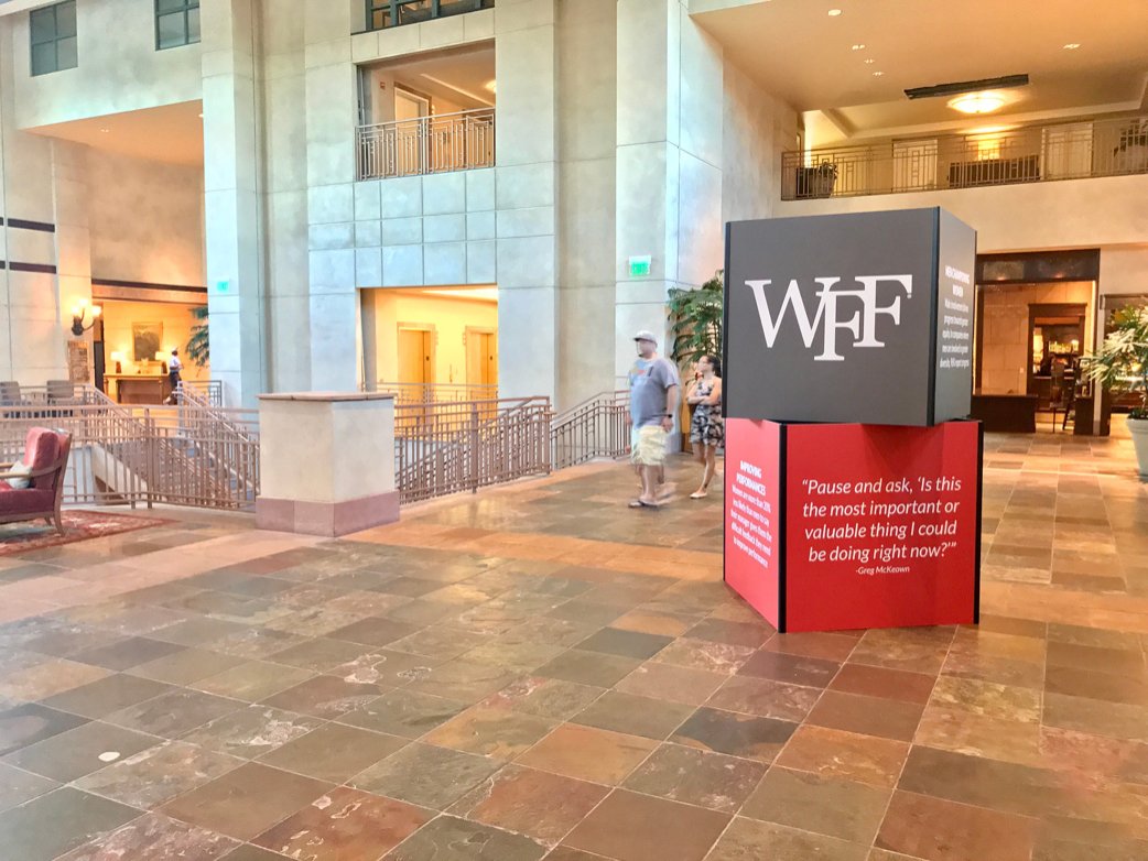 fusionimaging's tweet image. We do these cubes for events all the time, but they&apos;re also a great fit to reinforce brand messaging in corporate spaces as well. #fusionimaging #largeformatgraphics #eventgraphics