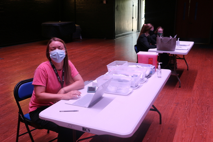 Birmingham City Schools🎓 (@bhamcityschools) on Twitter photo This is Our TIME! Many students <a href="/IbhsRamsay/">RamsayIBHS</a> received their COVID Vaccinations today, w/ BCS Partner Cahaba Medical Care. Friday, Alabama Regional Medical Services will offer the vaccinations at Hudson K-8 School from 7:30 - 9:30 a.m. Keep an eye out for more vaccinations clinics! This is Our TIME! Many students <a href="/IbhsRamsay/">RamsayIBHS</a> received their COVID Vaccinations today, w/ BCS Partner Cahaba Medical Care. Friday, Alabama Regional Medical Services will offer the vaccinations at Hudson K-8 School from 7:30 - 9:30 a.m. Keep an eye out for more vaccinations clinics!