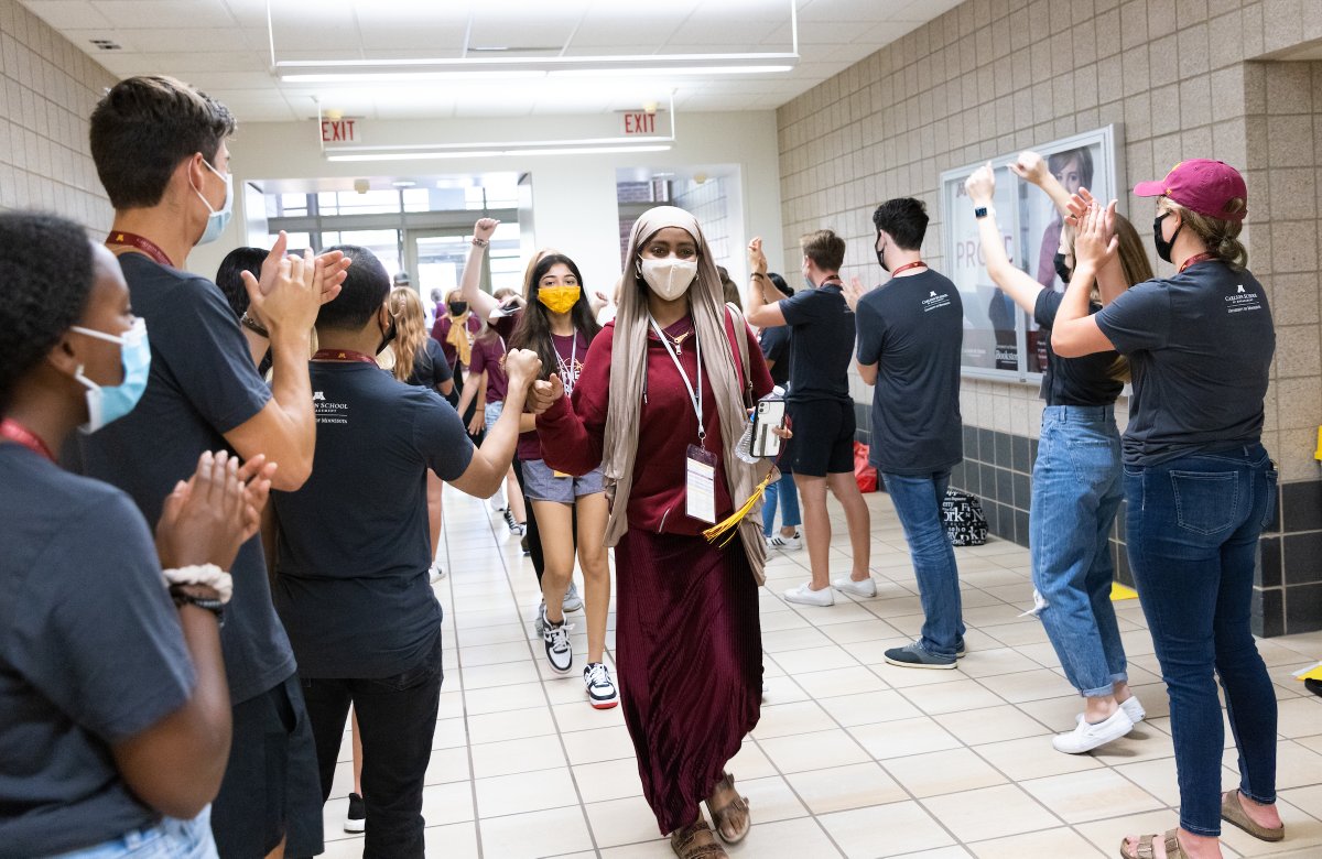 Welcome, Class of 2025! Your energy has so excited for fall semester. Let's get after it! 〽️
And remember the words of Dean Vlad Griskevicius: "You are in the right place. You belong here." #CarlsonProud