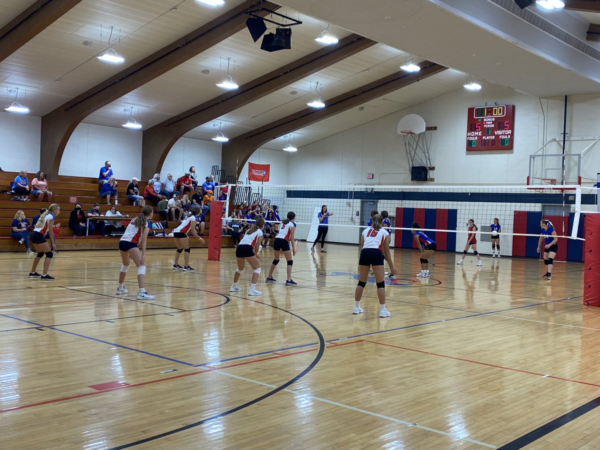 millardcentral's tweet photo. Cyclones are starting out the volleyball season strong against Kirn Middle! #cyclONEsUnited https://t.co/DI0VKidrgP