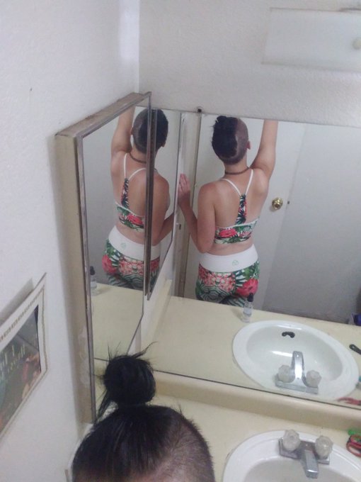 My hair is growing so much #sarashangrila #professionalswitch #switch #bdsm  #undercuts #fetish #livshape<a href="/tag/sarashangrila"class="tags">#sarashangrila</a><a href="/tag/professionalswitch"class="tags">#professionalswitch</a><a href="/tag/bdsm"class="tags"><span>#bdsm</span></a><a href="/tag/fetish"class="tags"><span>#fetish</span></a><a href="/tag/switch"class="tags"><span>#switch</span></a><a href="/tag/undercuts"class="tags"><span>#undercuts</span></a><a href="/tag/livshape"class="tags"><span>#livshape</span></a>