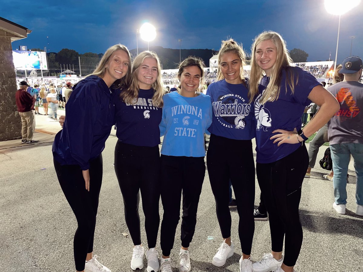 Last year had its challenges but there were some great things that came out of it…our freshmen class choosing Winona State is absolutely one of them. 

So thankful for this crew.

#W😈RRIOR #F💜MILY