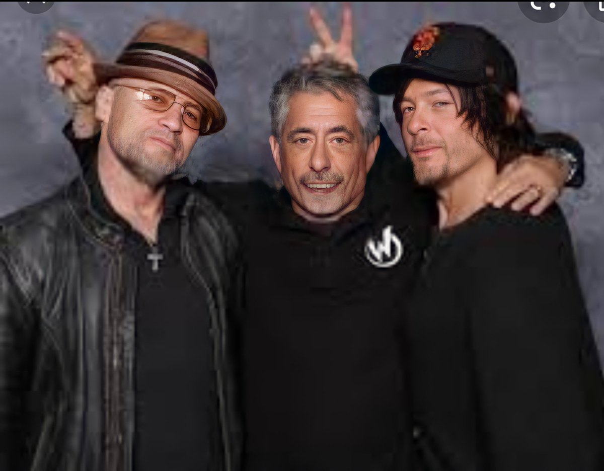 lauraraw's tweet photo. Now here’s and interesting crew 😊 @wwwbigbaldhead @RookerOnline #johnmacaluso Norman Reedus https://t.co/wSjdl2UfjT