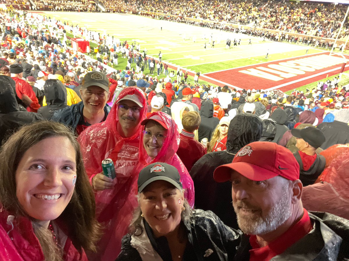 BuckeyeMolly's tweet image. Hanging with the @OSUAlumniMN club at the game tonight! #GoBuckeyes #BuckeyeForLife