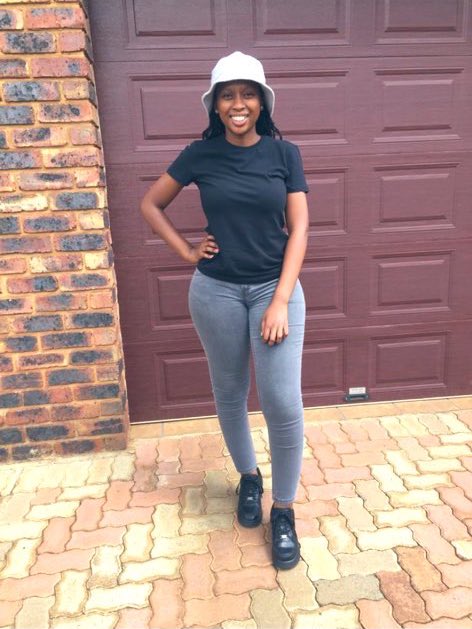 Tsholofelo_le's tweet photo. Happy Birthday Sweetheart @Malewa_Motloung ❤️ https://t.co/rDOrSh72NU