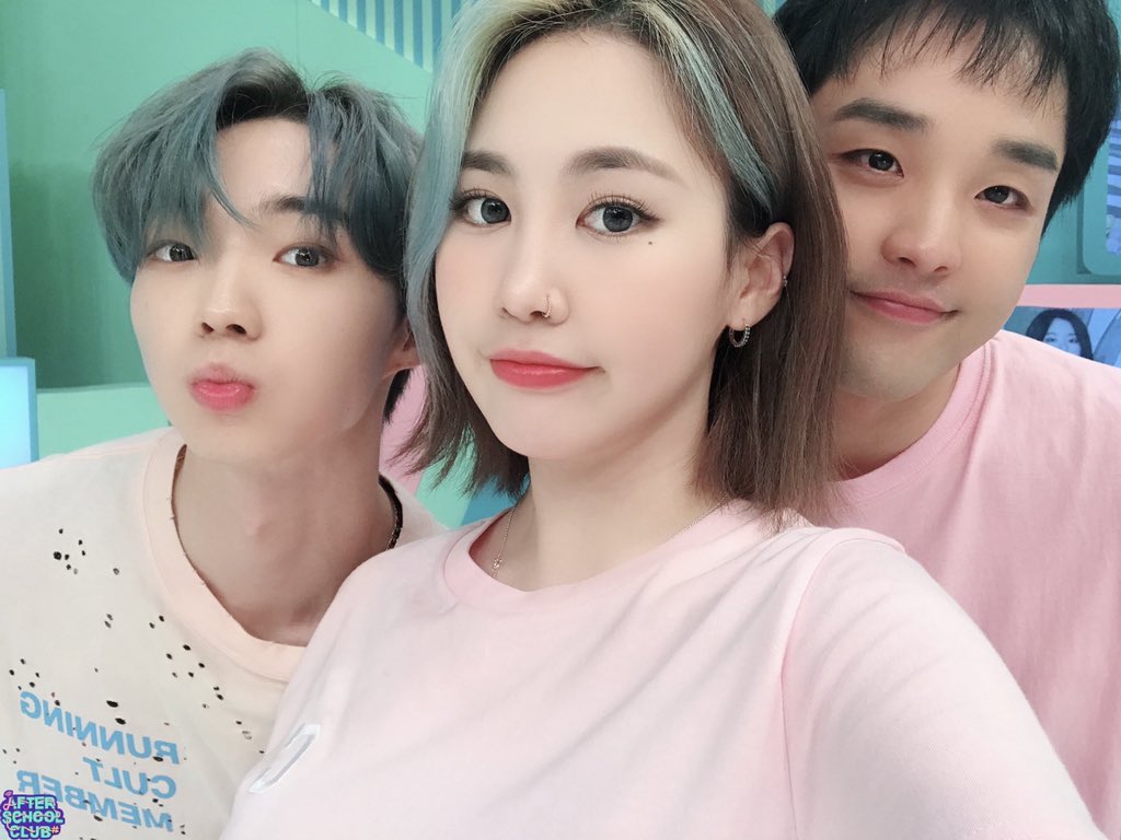 itsjibrilvlog's tweet photo. ¿Se enteraron de que hoy es el #𝐕IPER𝐒𝟹𝚛𝚍ℂ𝔹? A mi unos compadres me recomendaron to #BEW𝐀𝐑𝐄𝑂F𝗩i𝗣𝗘𝗥𝗦, pero como nunca hago caso, I did just #𝐉OIN𝐓HE𝐌AFIA y hasta los arrastré para que griten conmigo por las damas. ¡Muchas felicidades! ♡

୨୧ #𝕁IBRIL 🧪 https://t.co/FCs6thjEB7