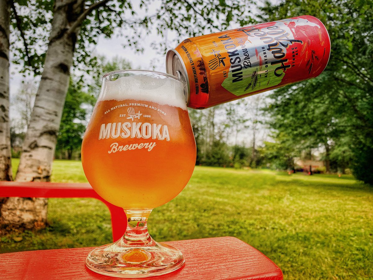 This cooler weather reminds me of two things:  Fall is around the corner and Harvest Ale from <a href="/MuskokaBrewery/">MuskokaBrewery</a> is on the shelves. I really like this time of year!  🍻