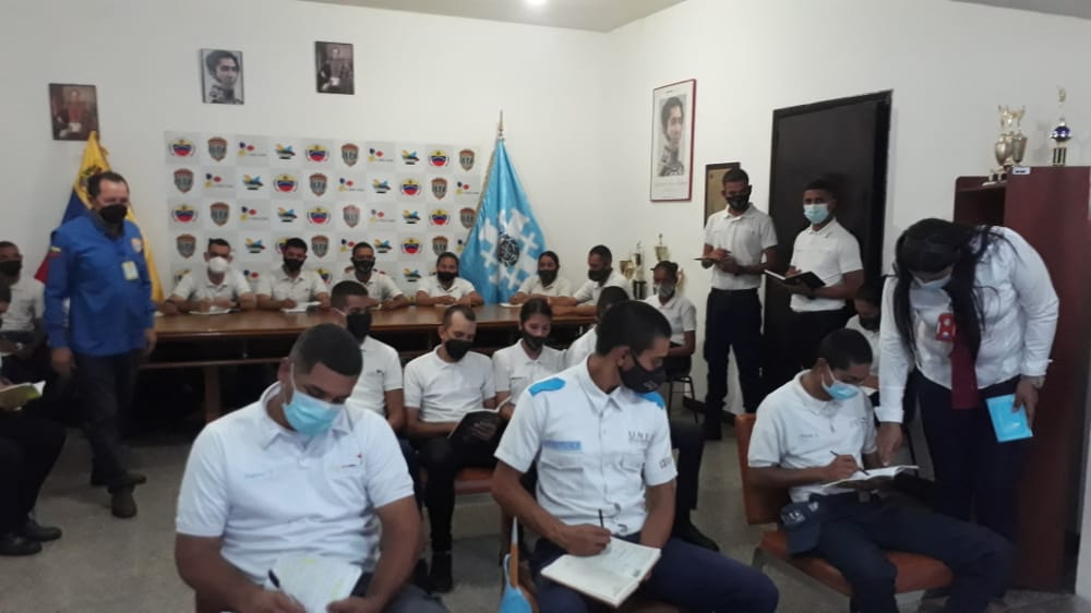 En la sede de la DM Trujillo,  continua la interacción, con los discentes de Cefounes Trujillo,  sobre la  conceptualizacion y formulacion de pedimentos de las diferentes experticias de criminalistica
<a href="/REDIPLOSANDES/">REDIP LOS ANDES</a>
@darwincicpc 
<a href="/BenaventeManolo/">Manolo Benavente</a>
<a href="/altuveacicpc/">Altuveacicpc</a> 
<a href="/franciscoj1971/">Francisco Bullon</a>