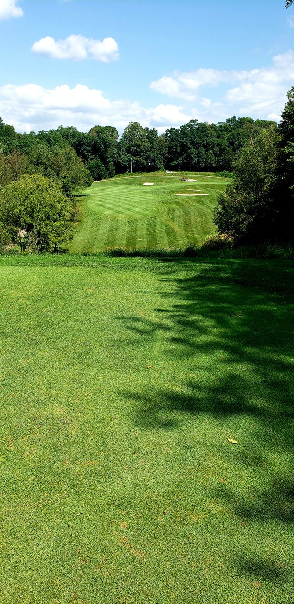 DeerRidgeOhio's tweet photo. The weather is looking good for Labor Day weekend! The course is in great shape with no cart path restrictions. Go to https://t.co/c6MTIOjzl5 or call 419-886-7090 to book a tee time. https://t.co/1wa7rWoBRE