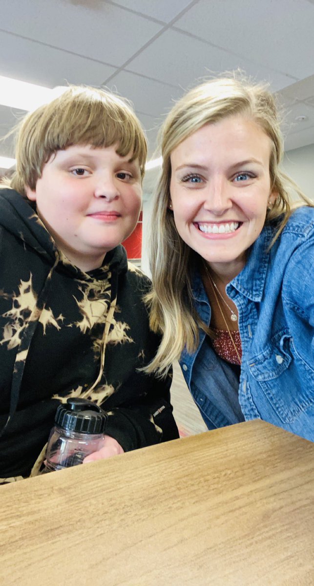 MissFoxWMS's tweet photo. By far my favorite thing about moving grade levels has been getting to have so many of my past 6th graders for a second time! I am so so proud of this one, and thankful he’s in my class again! 💕✏️ #MentorshipMatters #RelationshipsFirst https://t.co/jDJ1smbzzd