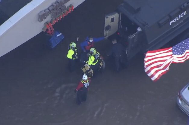 29thDistrict's tweet photo. Delaware County MIRT on location @Marriott Conshohocken assisting guests out of the Hotel due to high water. MIRT was using Chester Townships MRAP and Radnor Townships High Water Vehicle to get everyone out safely. https://t.co/vo75YYqalB