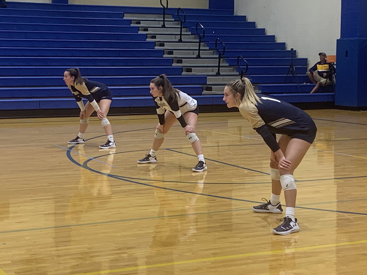 Trinity Lutheran Cougars Vball tweet media