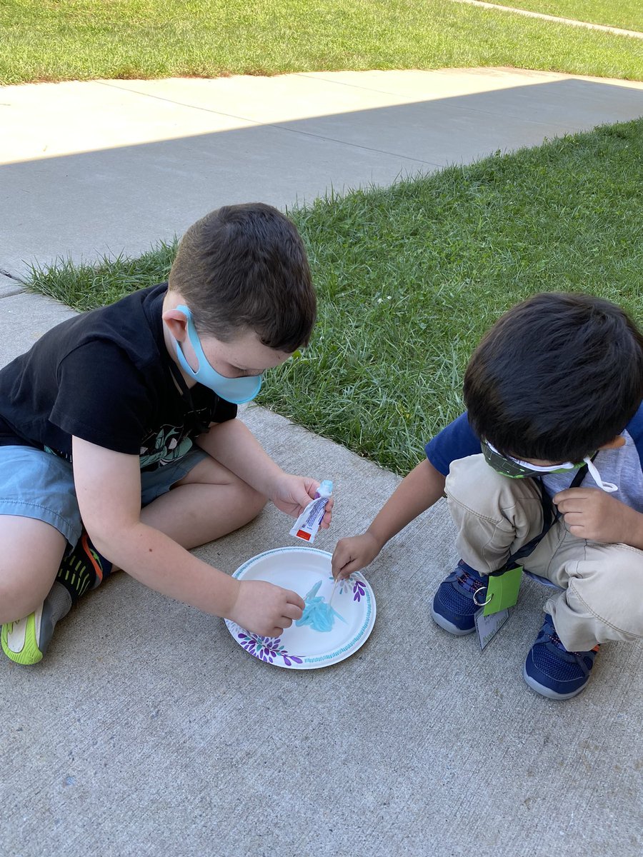 MsLebling's tweet photo. Today, we learned about toothpaste words! Our class saw that it was easy to push out the toothpaste but hard to put it back, just like our words. While it can be easy to say something unkind in the heat of the moment, it can be hard to take it back. #lebling117 @KyleRWilsonES https://t.co/GWS3lrfiVD