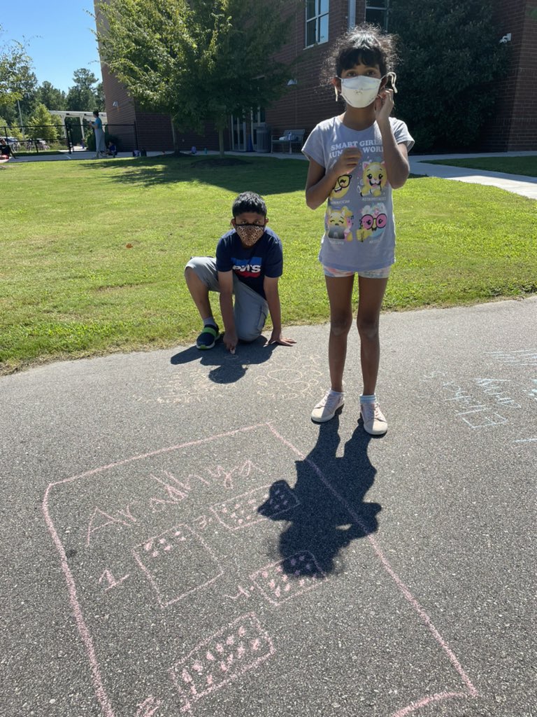 Beautiful weather today called for doing math outside! We loved drawing arrays and writing equations with chalk <a href="/WhiteOakElem/">White Oak Elementary</a>