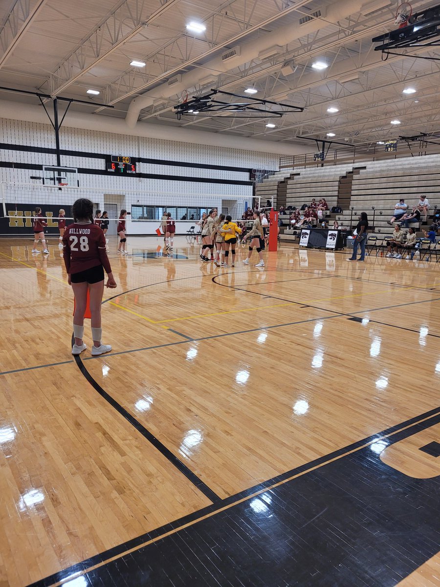 Supporting my Fossil Hill girls!! <a href="/Fossil_Hill/">Fossil Hill</a> <a href="/FHLadyPanthers/">FHMS Lady Panthers</a>