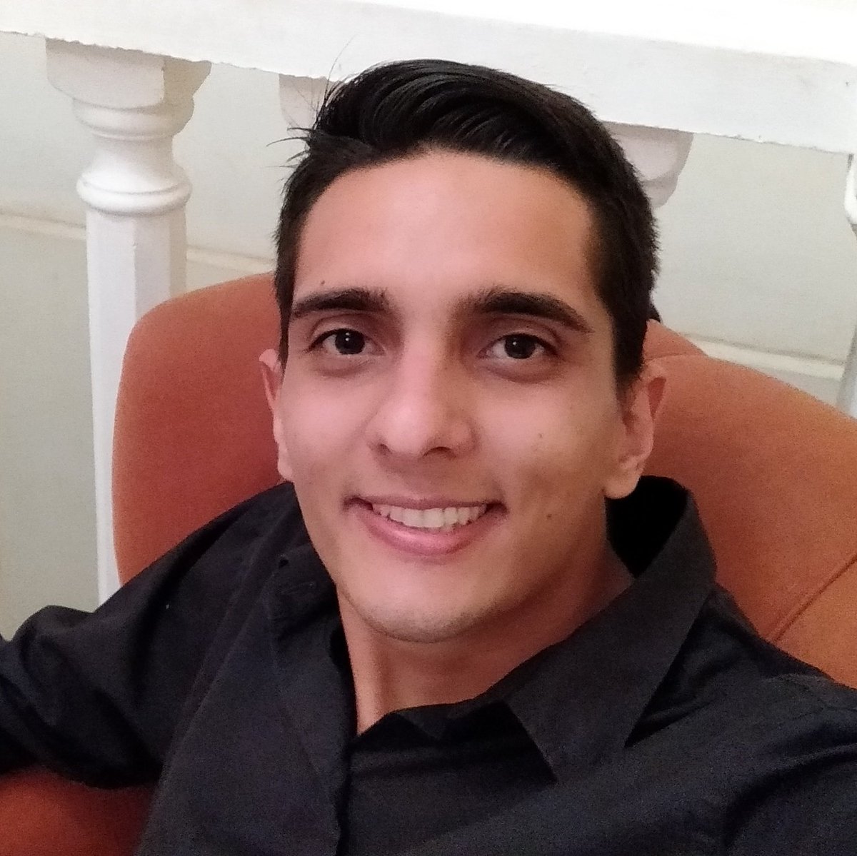 luisbahachillev's tweet photo. #NuevaFotoDePerfil https://t.co/05EjZTscxq